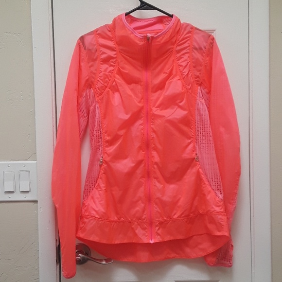 Lululemon Run: Nothing To Hide Jacket - Picture 4 of 7